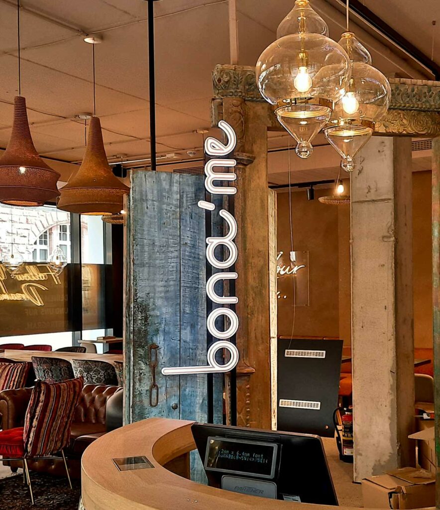 beleuchtete Einzelbuchstaben - Frankfurt